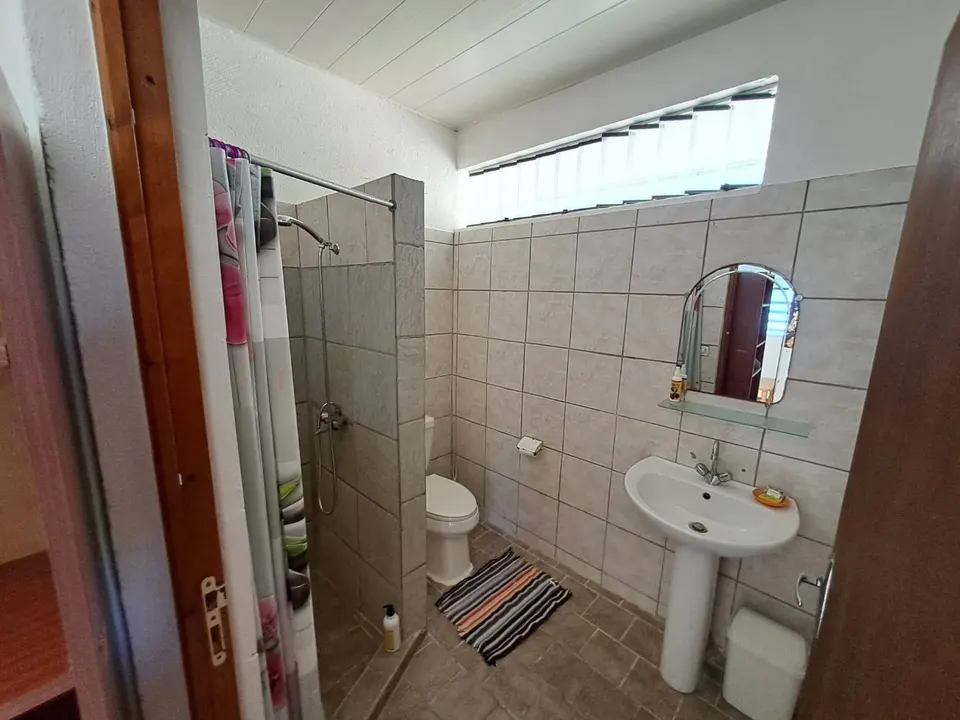 Salle de bain du Fare Tipanier